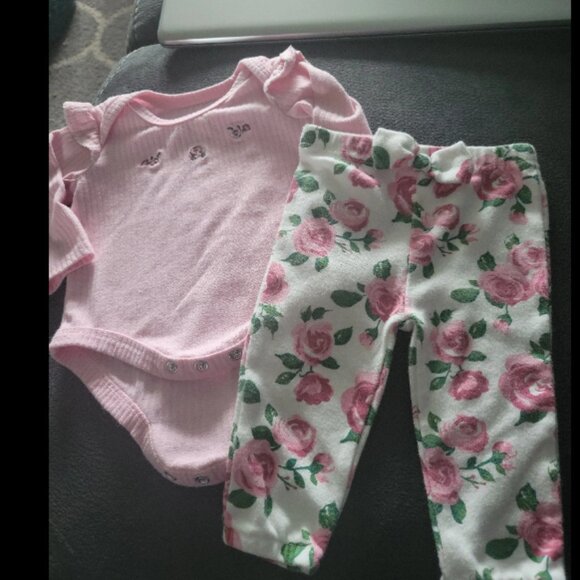 Girls size 3 months outfit - Picture 1 of 1